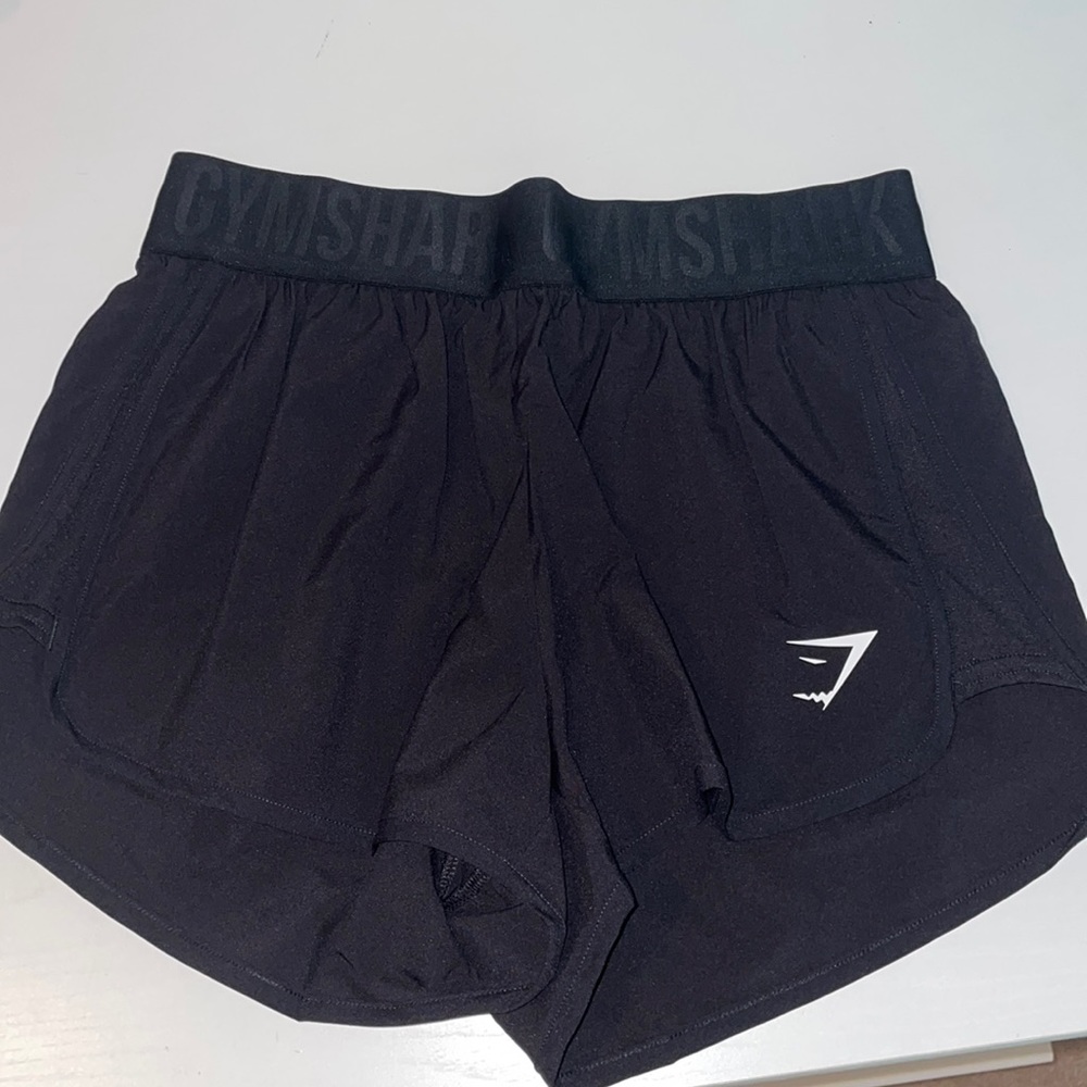 new black gymshark workout shorts